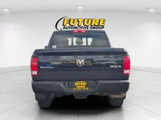 Ram 1500 2015 4x4 SLT 4dr Crew Cab 5.5 ft. SB Pickup