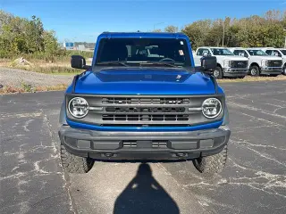 Ford Bronco 2022 4x4 Base 2dr SUV