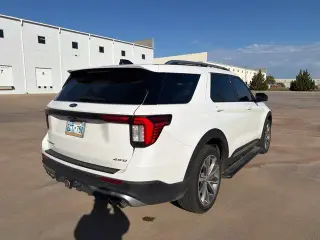 Ford Explorer 2025 AWD Platinum 4dr SUV
