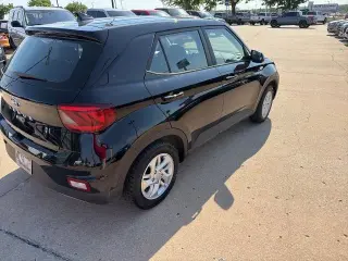 Hyundai VENUE 2022 SE 4dr Crossover
