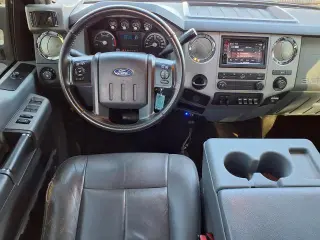 Ford F-250 Super Duty 2013 4x4 XLT 4dr Cab de 6.8 pies de largo Pickup