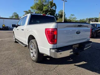 Ford F-150 2022 4x2 XL 4dr SuperCrew 5.5 ft. SB