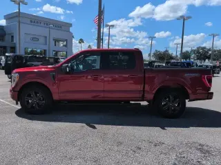 Ford F-150 2023 4x2 XLT 4d SuperCrew 5.5 ft. SB