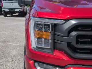 Ford F-150 2023 4x2 XLT 4d SuperCrew 5.5 ft. SB