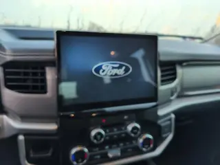 Ford Expedition 2022 4x2 XLT SUV 4 puertas