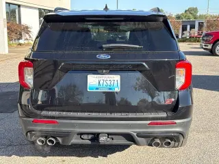 Ford Explorer 2024 AWD ST 4dr SUV