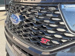 Ford Explorer 2024 AWD ST 4dr SUV