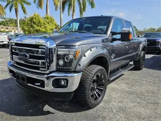 Ford F-250 Super Duty 2016 4x4 Lariat 4dr Crew Cab 6.8 ft. SB Pickup