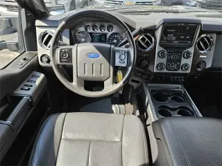 Ford F-250 Super Duty 2016 4x4 Lariat 4dr Crew Cab 6.8 ft. SB Pickup