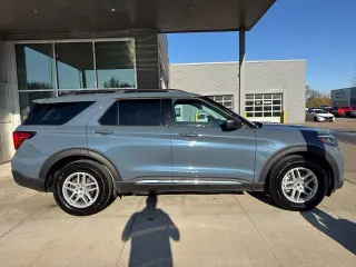 Ford Explorer 2025 AWD Active 4dr SUV