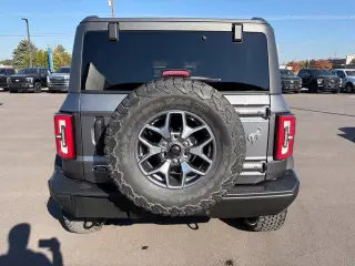 Ford Bronco 2023 4x4 Base Advanced 4dr SUV