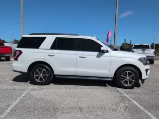 Ford Expedition 2021 4x2 XLT 4dr SUV