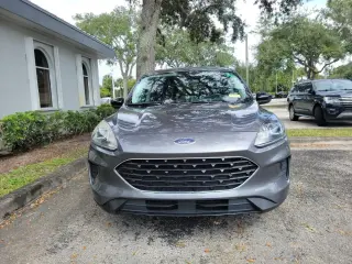 Ford Escape 2021 SE 4dr SUV