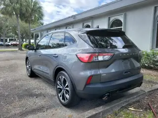 Ford Escape 2021 SE 4dr SUV