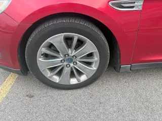Ford Taurus 2010 Limited 4dr Sedán