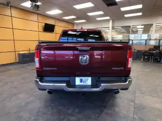 Ram 1500 2019 4x4 Big Horn 4dr Crew Cab 5.6 ft. SB Pickup
