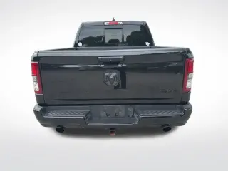 Ram 1500 2023 4x4 Big Horn 4dr Crew Cab 5.6 ft. SB Pickup