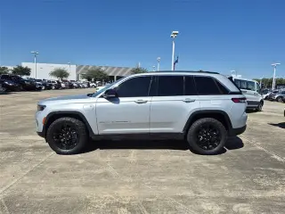 Jeep Grand Cherokee 2022 4x4 4xe 4dr SUV