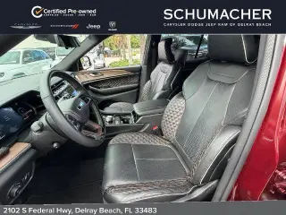 Jeep Grand Cherokee 2023 4x2 Summit 4dr SUV