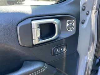 Jeep Wrangler Unlimited 2019 4x4 Sahara 4dr SUV