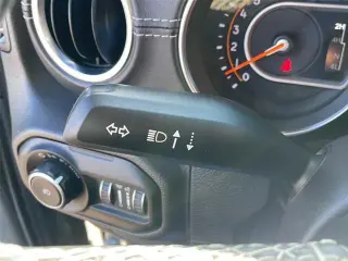 Jeep Wrangler Unlimited 2019 4x4 Sahara 4dr SUV
