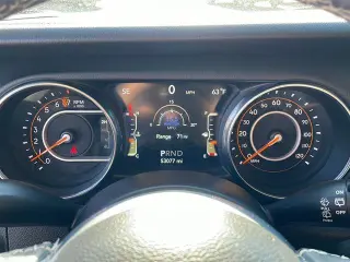 Jeep Wrangler Unlimited 2019 4x4 Sahara 4dr SUV