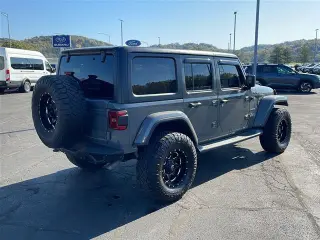 Jeep Wrangler Unlimited 2019 4x4 Sahara 4dr SUV