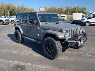 Jeep Wrangler Unlimited 2019 4x4 Sahara 4dr SUV