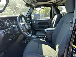 Jeep Wrangler Unlimited 2021 4x4 Sport SUV de 4 puertas