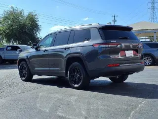 Jeep Grand Cherokee L 2025 4x4 Laredo 4dr SUV