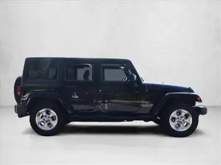 Jeep Wrangler Unlimited 2016 4x4 Sahara 4dr SUV