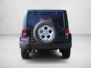 Jeep Wrangler Unlimited 2016 4x4 Sahara 4dr SUV