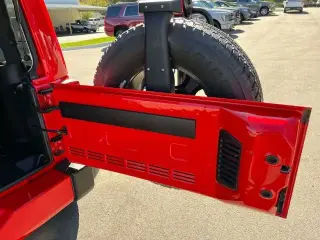 Jeep Wrangler 2016 4x4 Sahara 2dr SUV