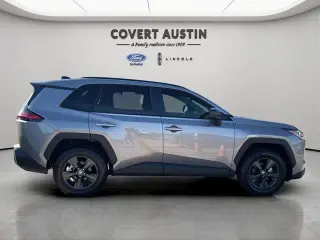 Toyota RAV4 2026 AWD LE 4dr SUV