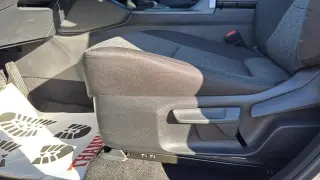 Toyota RAV4 2026 AWD LE 4dr SUV
