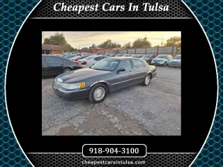 2001 Lincoln Town Car EXECUTIVE