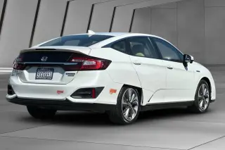 Honda Clarity Plug-In Hybrid 2019 Touring 4dr Sedan