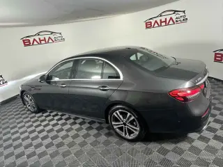 Mercedes-Benz E 350 de 2023