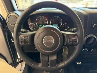 Jeep Wrangler Unlimited 2017 4x4 Sport 4dr SUV