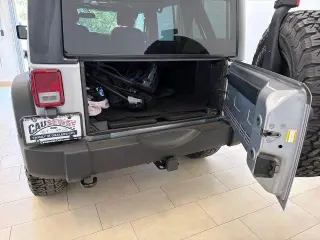 Jeep Wrangler Unlimited 2017 4x4 Sport 4dr SUV