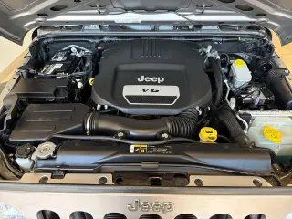 Jeep Wrangler Unlimited 2017 4x4 Sport 4dr SUV