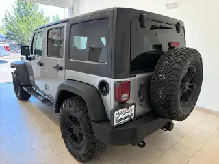 Jeep Wrangler Unlimited 2017 4x4 Sport 4dr SUV