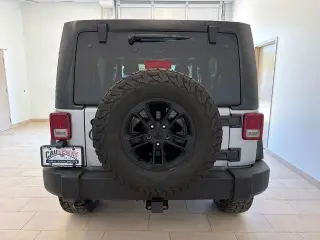 Jeep Wrangler Unlimited 2017 4x4 Sport 4dr SUV