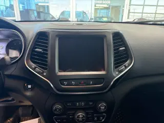 Jeep Cherokee 2021 4x4 Trailhawk 4dr SUV