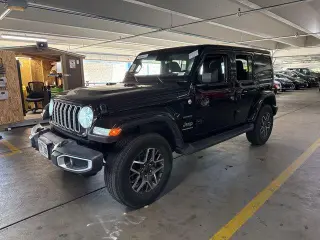 Jeep Wrangler 2024 4x4 Sahara 4dr SUV
