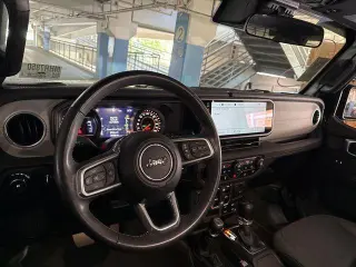 Jeep Wrangler 2024 4x4 Sahara 4dr SUV