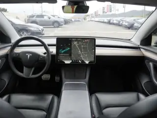 Tesla Model 3 2021 AWD Performance 4dr Sedan