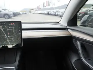 Tesla Model 3 2021 AWD Performance 4dr Sedan