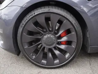 Tesla Model 3 2021 AWD Performance 4dr Sedan