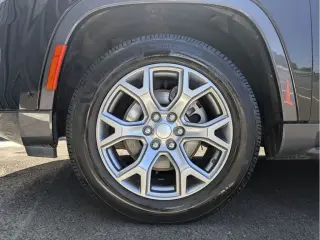 Jeep Wagoneer 2022 4x4 Series II Carbide 4dr SUV